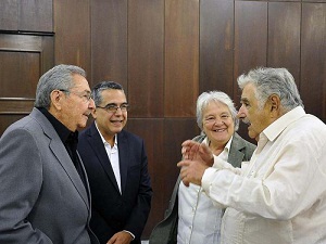 Raul y Mujica